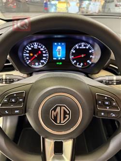 MG 5 Plus